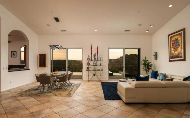 30330 Via Maria Elena, Bonsall, CA 92003