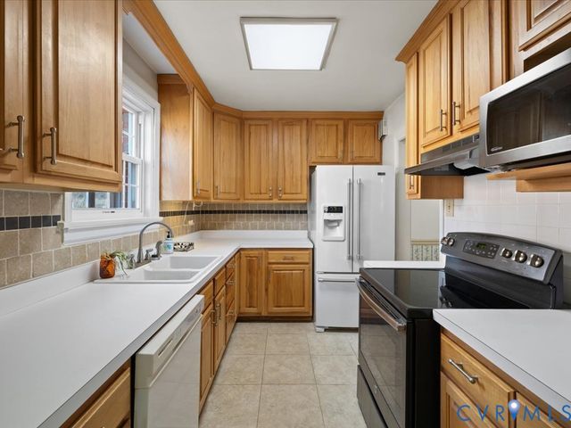 6802 Cottage St, Henrico, VA 23228