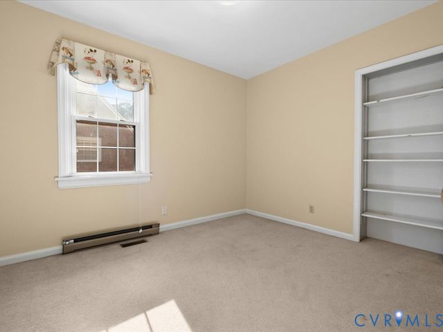 6802 Cottage St, Henrico, VA 23228