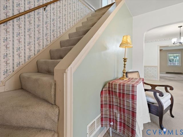 6802 Cottage St, Henrico, VA 23228