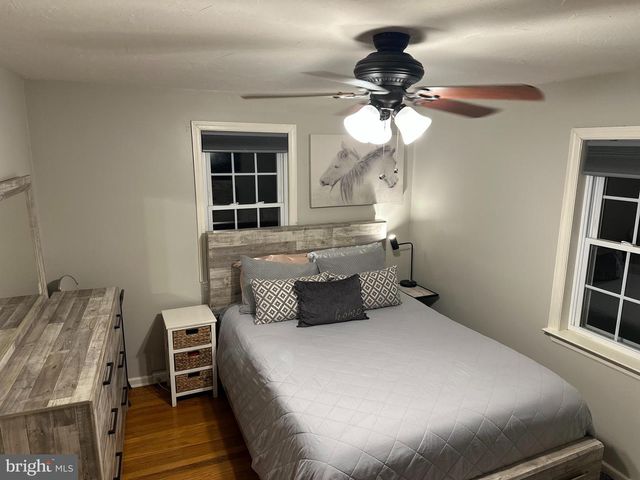 751 VILLAGE RD, York, PA 17404