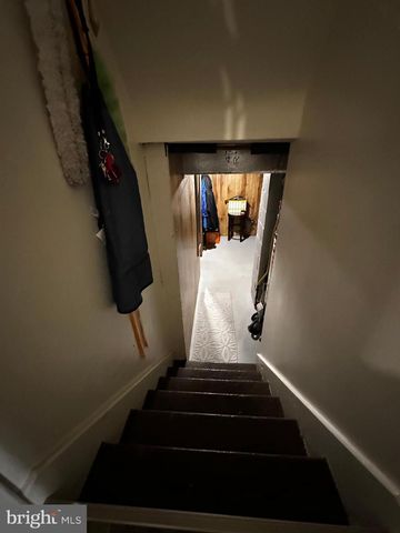 751 VILLAGE RD, York, PA 17404