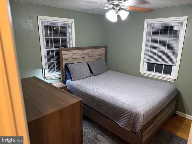 751 VILLAGE RD, York, PA 17404