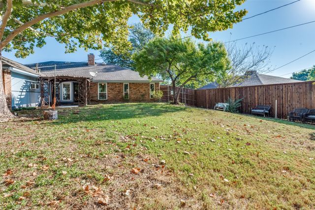 722 Corinthian Place, Duncanville, TX 75137