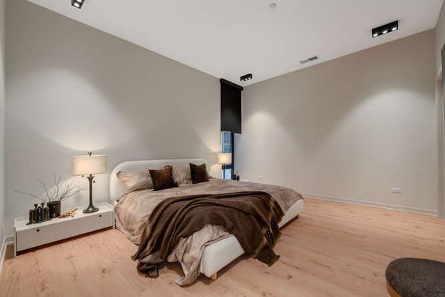 1257 N ASHLAND Avenue 502, Chicago, IL 60622