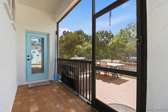 11870 W Waterway Drive, Homosassa, FL 34448