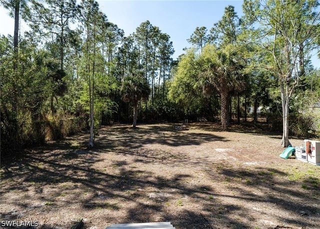 3780 8th AVE SE, Naples, FL 34117