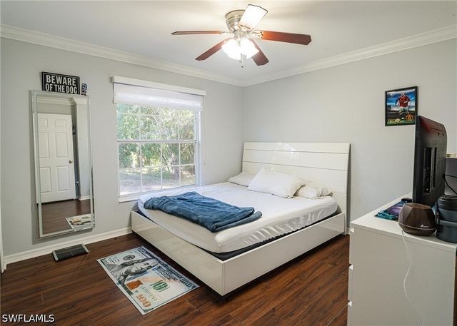 3780 8th AVE SE, Naples, FL 34117