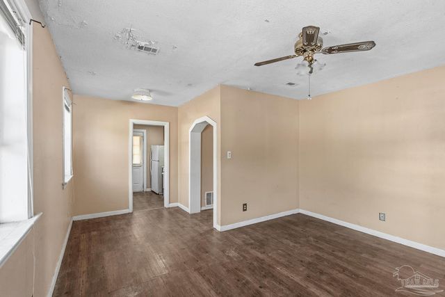 1920 N Spring St, Pensacola, FL 32501