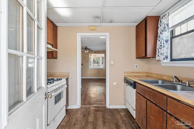 1920 N Spring St, Pensacola, FL 32501