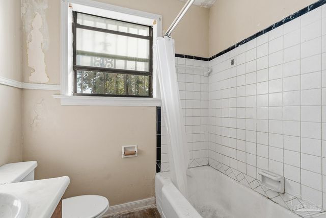 1920 N Spring St, Pensacola, FL 32501