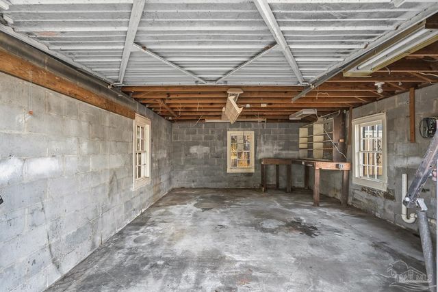 1920 N Spring St, Pensacola, FL 32501