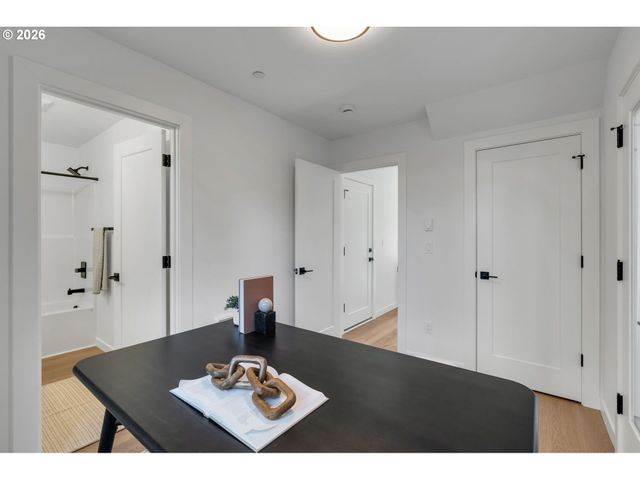 6605 N Montana Ave, Portland, OR 97217