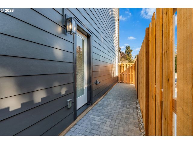 6605 N Montana Ave, Portland, OR 97217