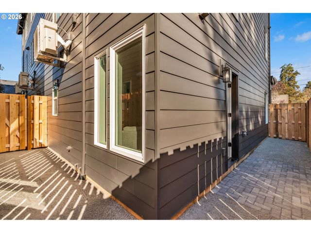 6605 N Montana Ave, Portland, OR 97217