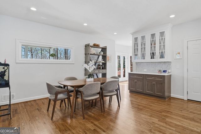 650 Wood Work Way, Roswell, GA 30076