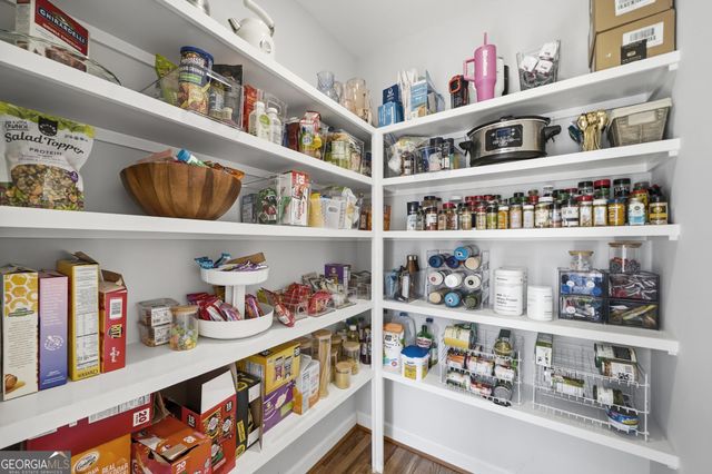 650 Wood Work Way, Roswell, GA 30076