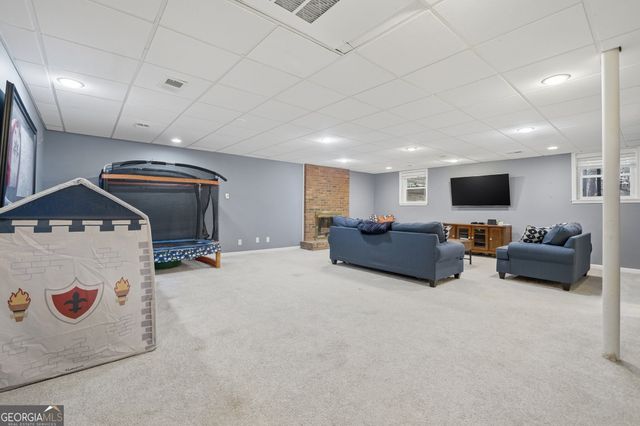 650 Wood Work Way, Roswell, GA 30076