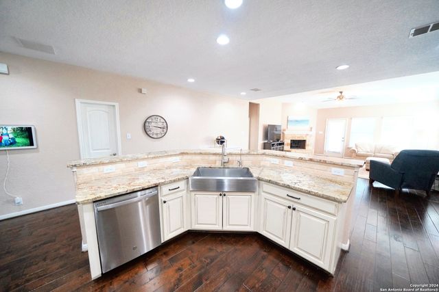 12016 Vignette, Schertz, TX 78154