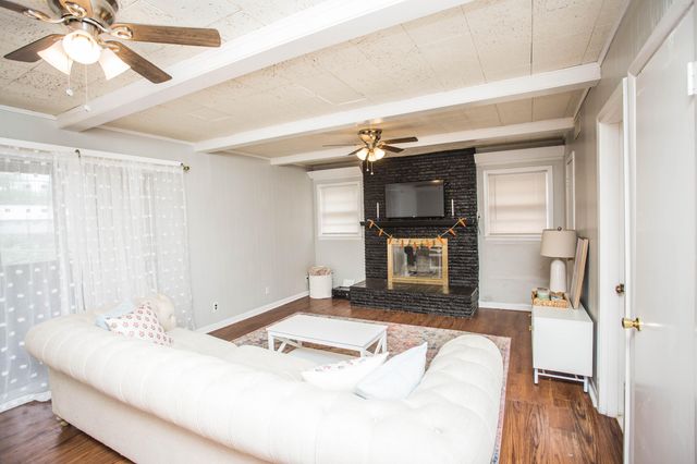 2408 32nd Street, Lubbock, TX 79411