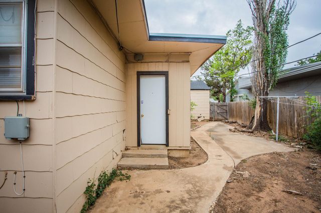 2408 32nd Street, Lubbock, TX 79411