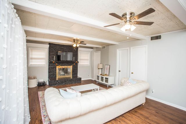 2408 32nd Street, Lubbock, TX 79411