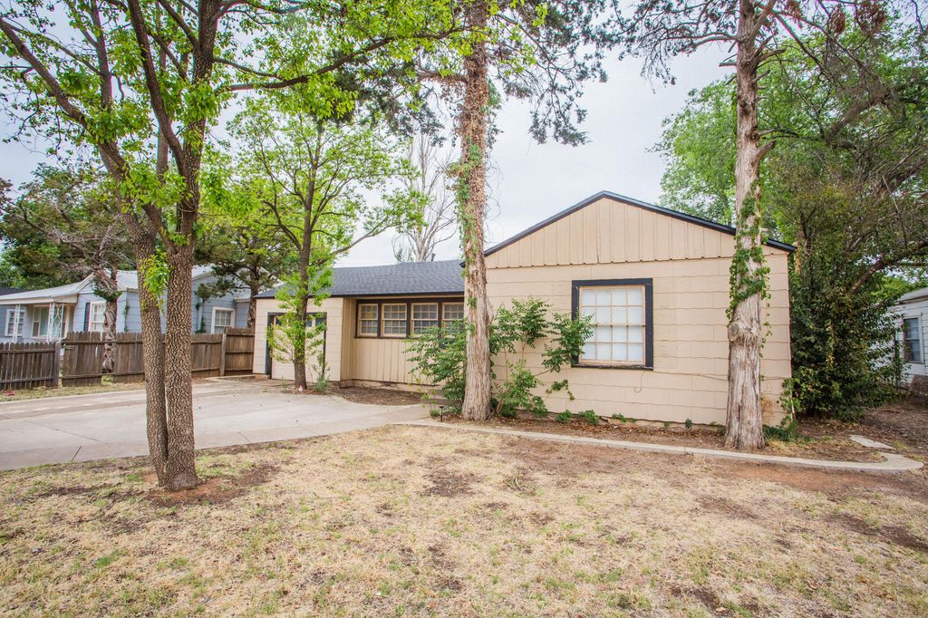 2408 32nd Street, Lubbock, TX 79411