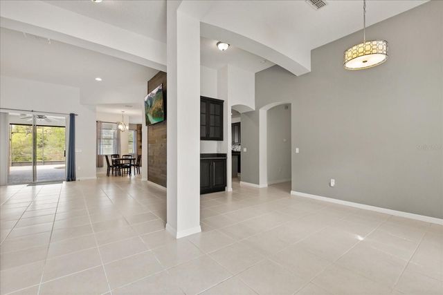 3722 EAGLE ISLE CIRCLE, Kissimmee, FL 34746