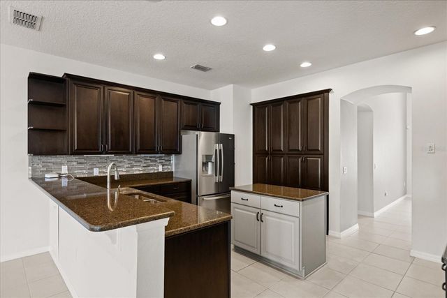 3722 EAGLE ISLE CIRCLE, Kissimmee, FL 34746