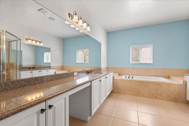 3722 EAGLE ISLE CIRCLE, Kissimmee, FL 34746