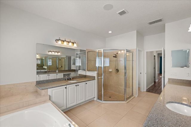 3722 EAGLE ISLE CIRCLE, Kissimmee, FL 34746