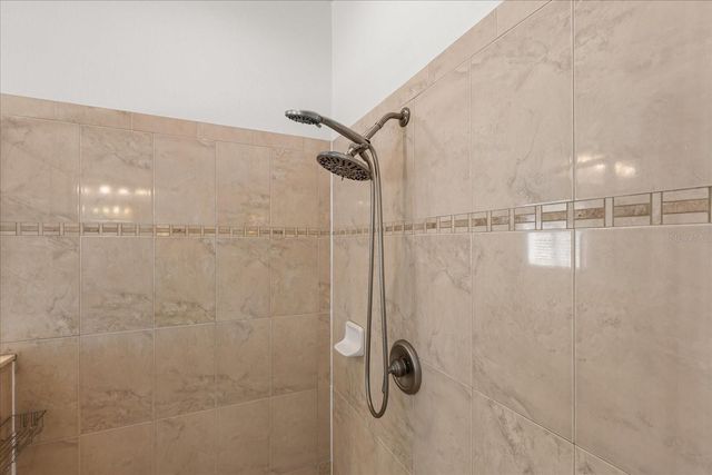 3722 EAGLE ISLE CIRCLE, Kissimmee, FL 34746