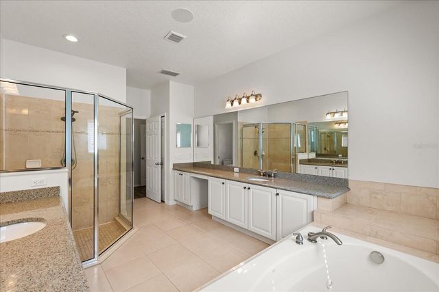 3722 EAGLE ISLE CIRCLE, Kissimmee, FL 34746