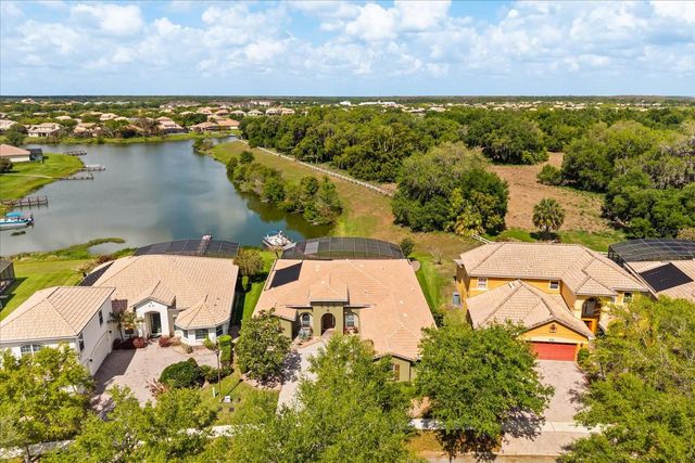 3722 EAGLE ISLE CIRCLE, Kissimmee, FL 34746