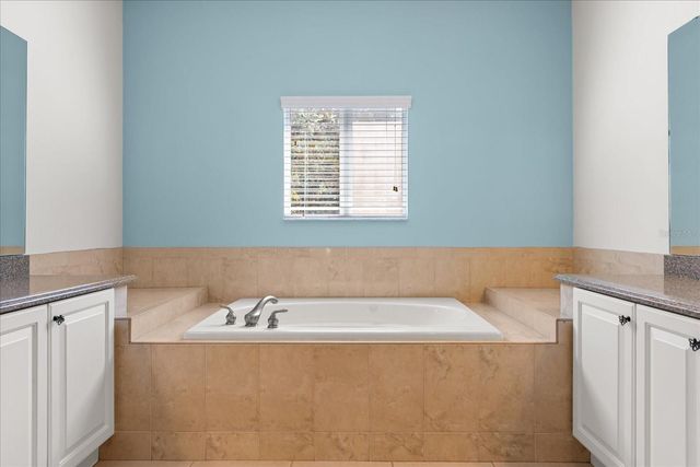 3722 EAGLE ISLE CIRCLE, Kissimmee, FL 34746