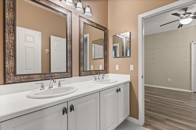 3722 EAGLE ISLE CIRCLE, Kissimmee, FL 34746