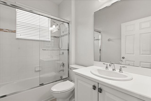 3722 EAGLE ISLE CIRCLE, Kissimmee, FL 34746