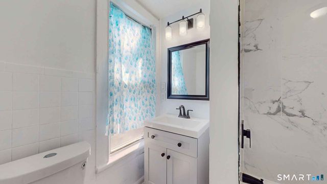 31 William Street, Danbury, CT 06810