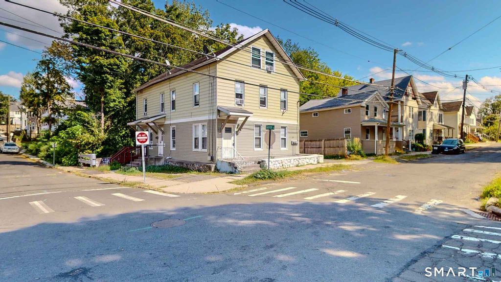 31 William Street, Danbury, CT 06810
