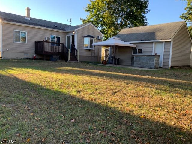 311 Pine St, Pompton Lakes Boro, NJ 07442