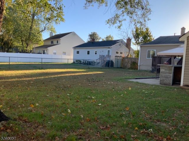 311 Pine St, Pompton Lakes Boro, NJ 07442