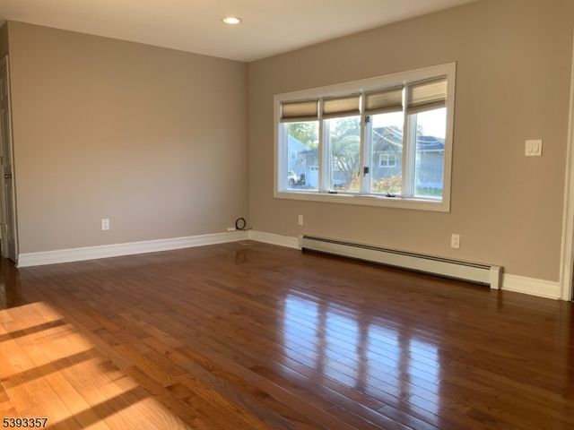 311 Pine St, Pompton Lakes Boro, NJ 07442