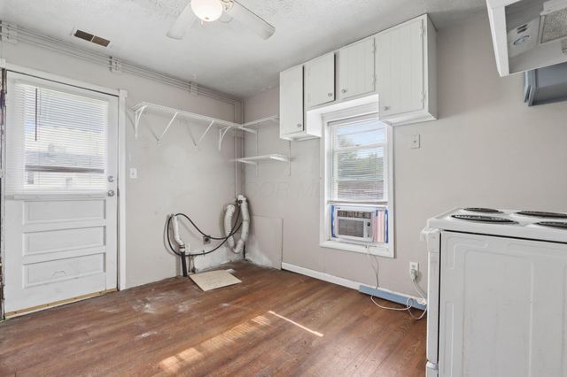 1128 Hilock Road, Columbus, OH 43207