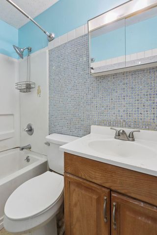 1128 Hilock Road, Columbus, OH 43207