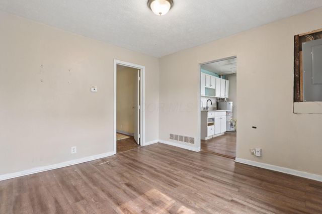 1128 Hilock Road, Columbus, OH 43207