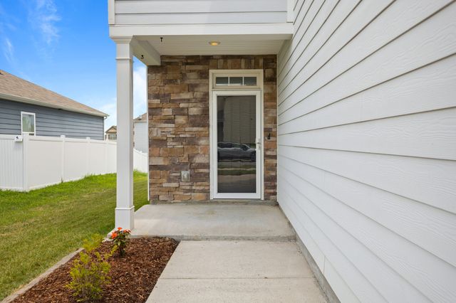 7027 Berkswell Dr, Lebanon, TN 37087