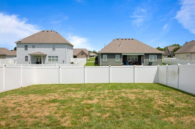 7027 Berkswell Dr, Lebanon, TN 37087