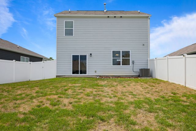 7027 Berkswell Dr, Lebanon, TN 37087