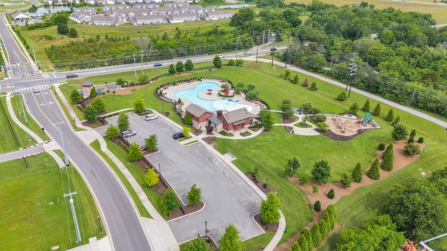 7027 Berkswell Dr, Lebanon, TN 37087