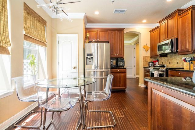 1555 HANKS AVENUE, Orlando, FL 32814